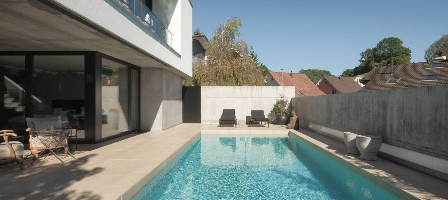 Au Walzenhauserstrasse Pool