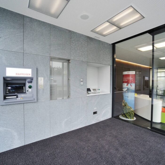Raiffeisenbank Berneck Au0044
